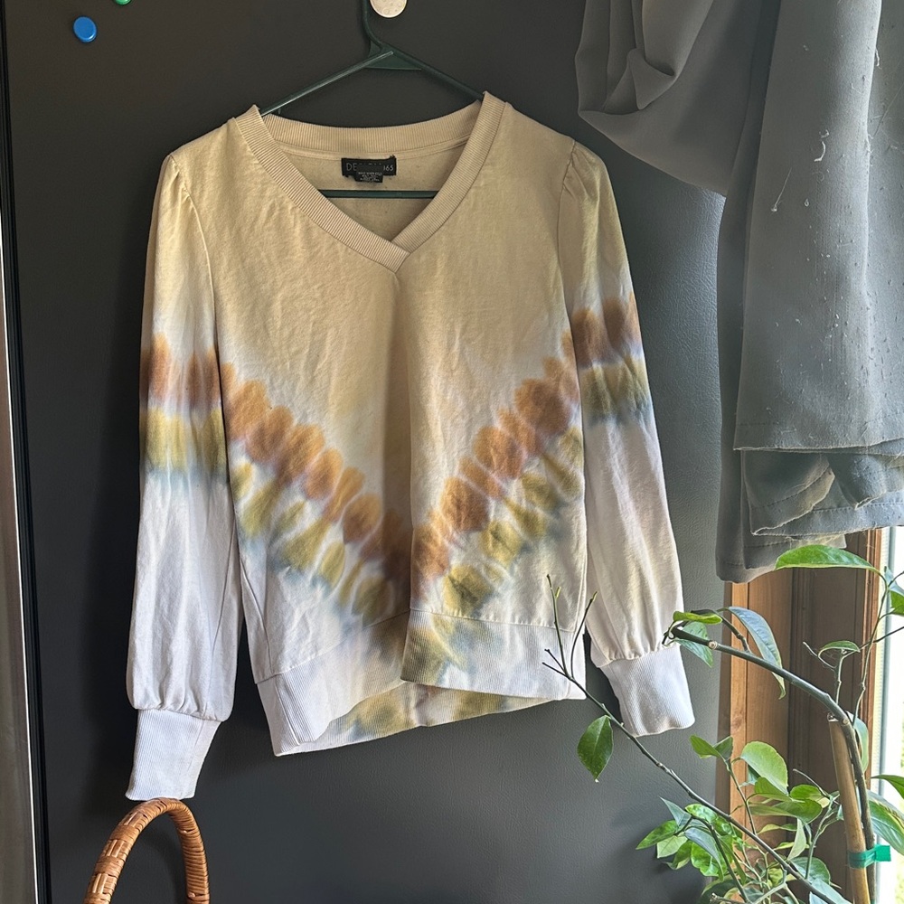Tie-Dye V-Neck Sweater